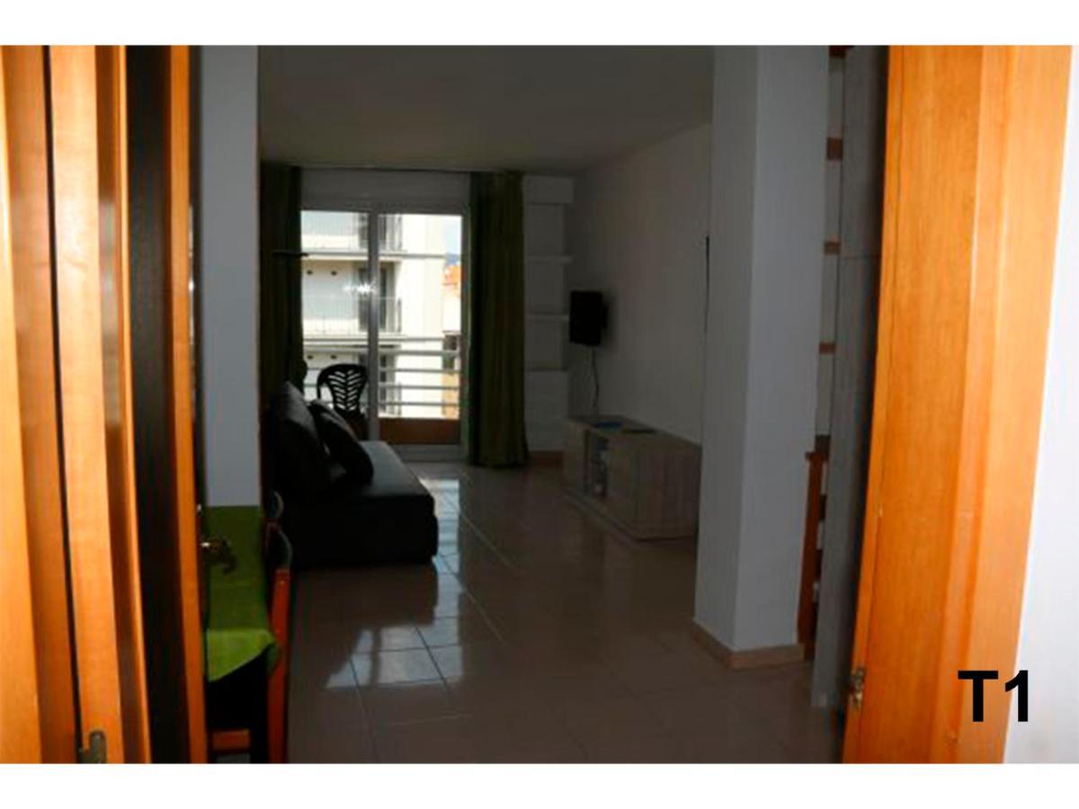 Apartaments Salamar Lloret de Mar Esterno foto